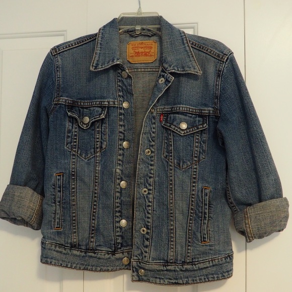 Levi's Jackets & Blazers - Levi’s Vintage Jean Jacket Light Wash Denim Medium